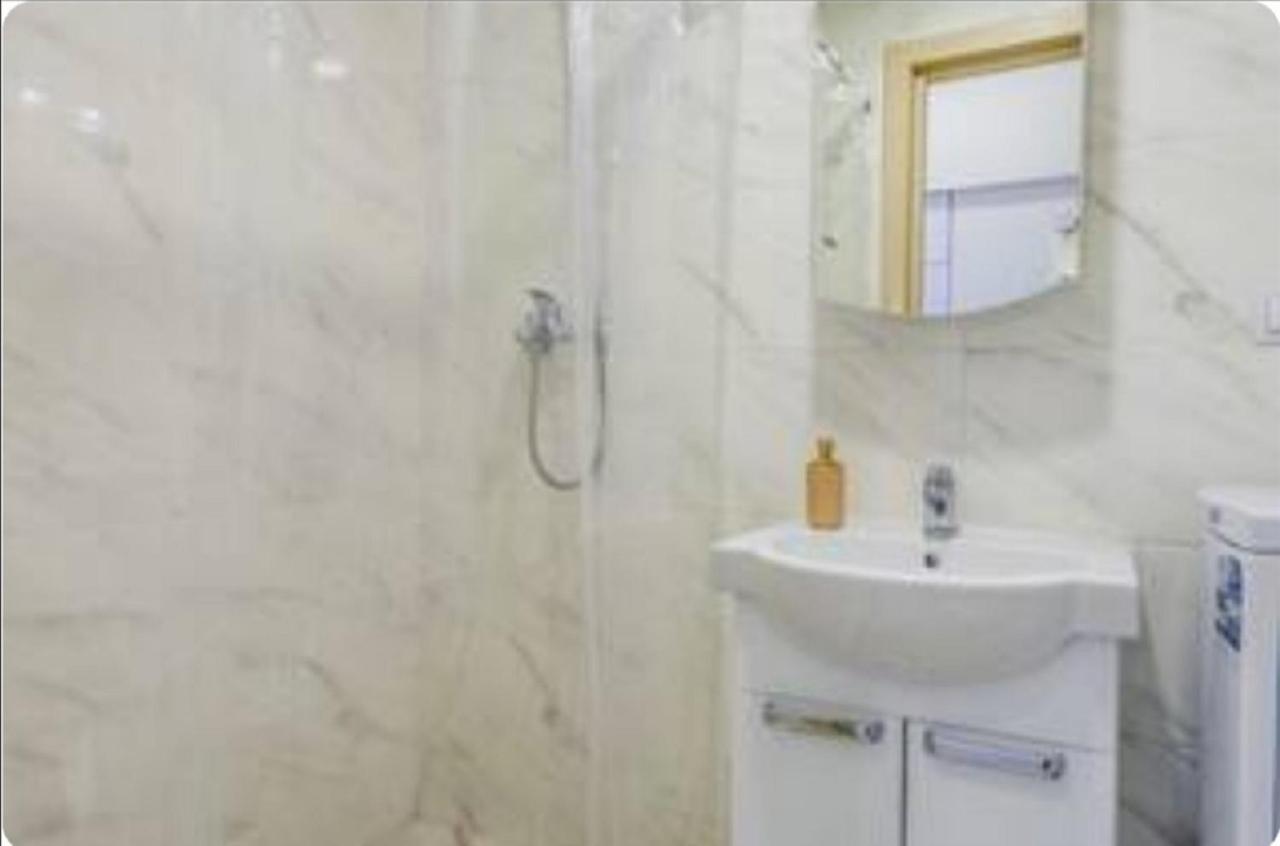 Cozy Smarthouse Appartement Kiev Buitenkant foto