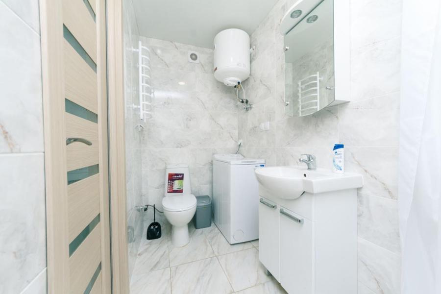 Cozy Smarthouse Appartement Kiev Buitenkant foto