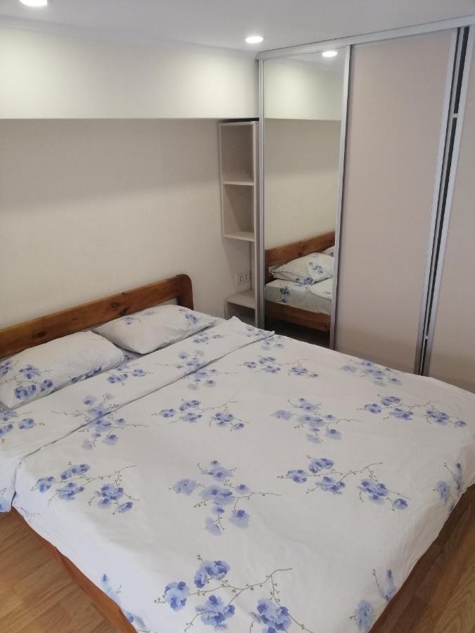 Cozy Smarthouse Appartement Kiev Buitenkant foto