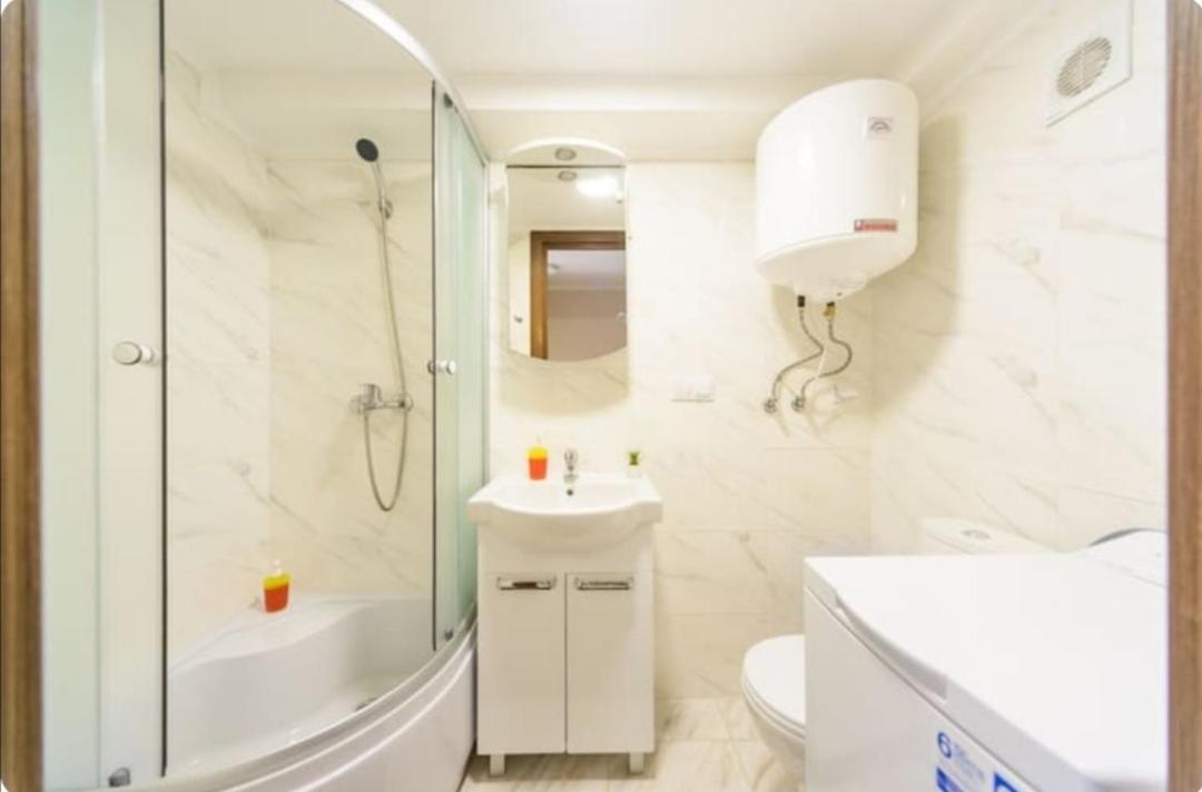 Cozy Smarthouse Appartement Kiev Buitenkant foto